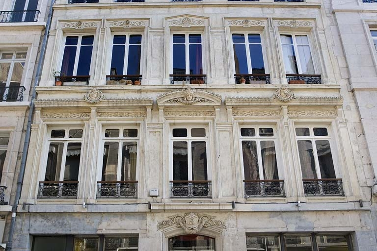 Vue d'ensemble de la façade sur rue, de face. © Yves Sancey / Région Bourgogne-Franche-Comté, Inventaire du patrimoine - 2008