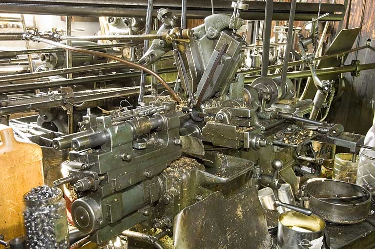 Détail d'un tour à décolleter Petermann (M). © Jérôme Mongreville / Région Bourgogne-Franche-Comté, Inventaire du patrimoine - 2008