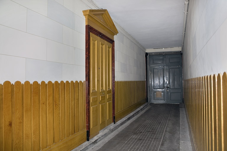 Détail du passage cocher depuis l'entrée de la cour. © Yves Sancey / Région Bourgogne-Franche-Comté, Inventaire du patrimoine - 2008