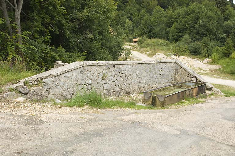 fontaine © Jérôme Mongreville / Région Bourgogne-Franche-Comté, Inventaire du patrimoine - 2008