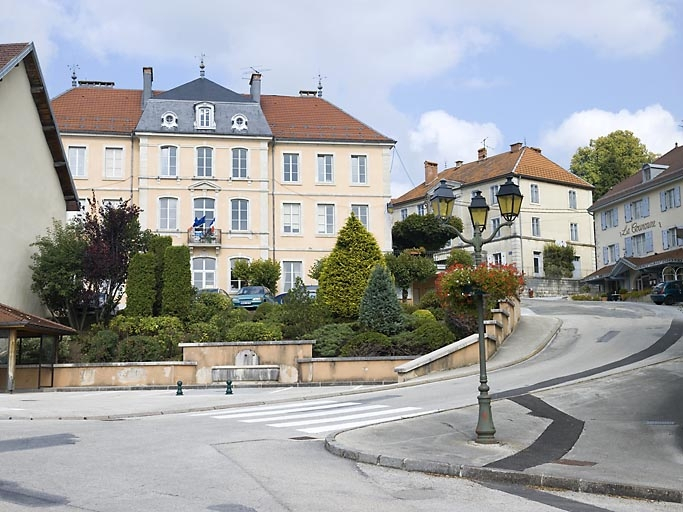 Vue générale plus rapprochée. © Jérôme Mongreville / Région Bourgogne-Franche-Comté, Inventaire du patrimoine - 2008