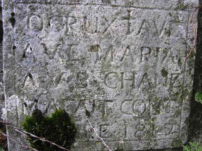 Le socle portant inscription. © Marie-Pierre Reynet / Région Bourgogne-Franche-Comté, Inventaire du patrimoine - 2008