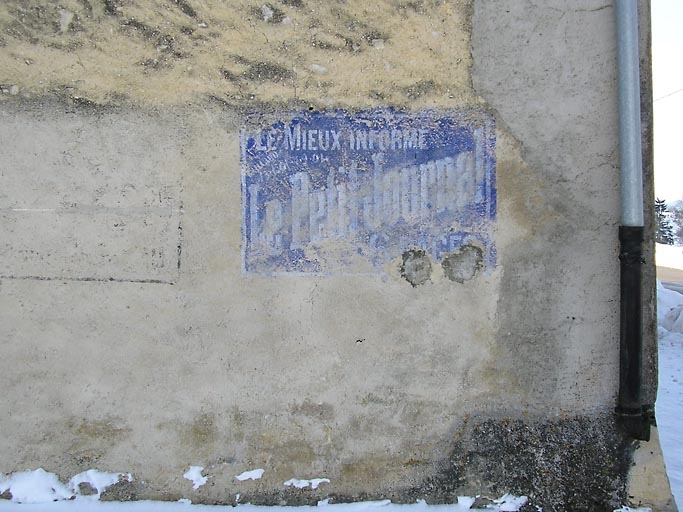 Peinture publicitaire. © Marie-Pierre Reynet / Région Bourgogne-Franche-Comté, Inventaire du patrimoine - 2008