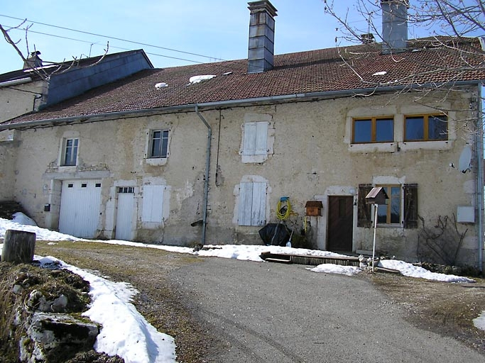 Façade antérieure. © Marie-Pierre Reynet / Région Bourgogne-Franche-Comté, Inventaire du patrimoine - 2008