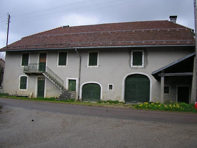 Façade antérieure. © Marie-Pierre Reynet / Région Bourgogne-Franche-Comté, Inventaire du patrimoine - 2008