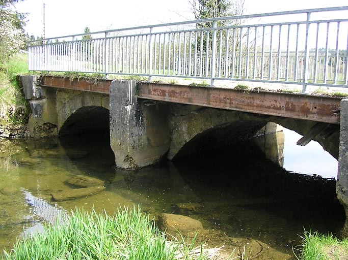 vue de trois quarts. © Marie-Pierre Reynet / Région Bourgogne-Franche-Comté, Inventaire du patrimoine - 2008