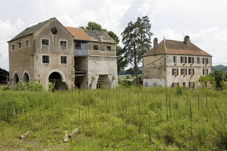 Vue d'ensemble depuis le nord. © Jérôme Mongreville / Région Bourgogne-Franche-Comté, Inventaire du patrimoine - 2008