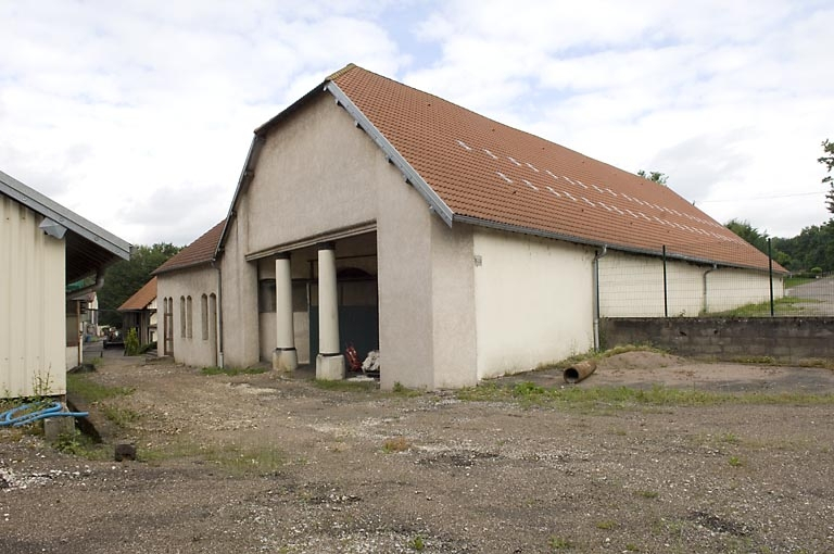 Magasin industriel et atelier de moulage depuis l'est. © Jérôme Mongreville / Région Bourgogne-Franche-Comté, Inventaire du patrimoine - 2008
