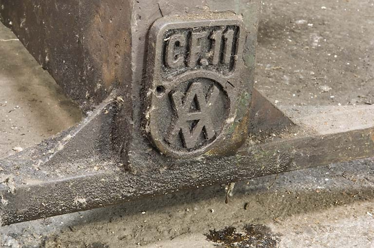 Atelier est. Cisaille. Détail de plaque. © Jérôme Mongreville / Région Bourgogne-Franche-Comté, Inventaire du patrimoine - 2008