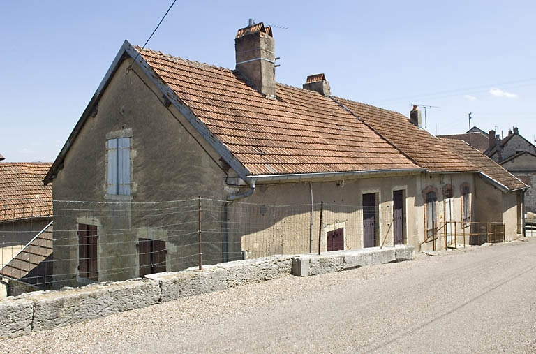 Logements (?). © Jérôme Mongreville / Région Bourgogne-Franche-Comté, Inventaire du patrimoine - 2008