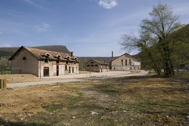 Vue d'ensemble depuis le sud. © Yves Sancey / Région Bourgogne-Franche-Comté, Inventaire du patrimoine - 2009