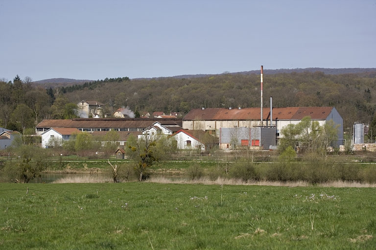 La papeterie depuis la rive gauche du Doubs. © Yves Sancey / Région Bourgogne-Franche-Comté, Inventaire du patrimoine - 2009