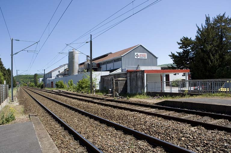 La papeterie depuis la voie ferrée. © Yves Sancey / Région Bourgogne-Franche-Comté, Inventaire du patrimoine - 2009