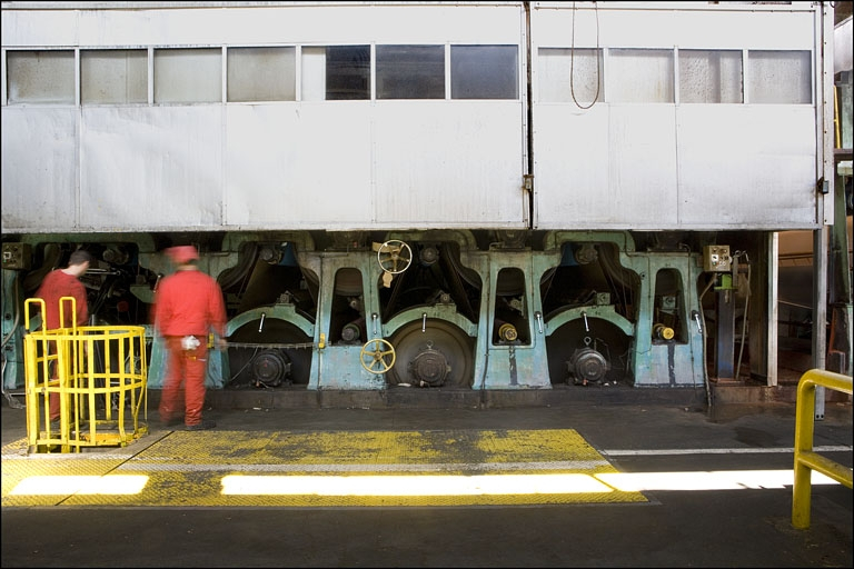 Machine à papier. Vue de face de la sécherie et de ses cylindres. © Yves Sancey / Région Bourgogne-Franche-Comté, Inventaire du patrimoine - 2009