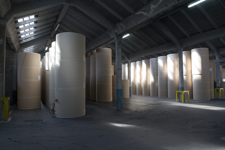 Magasin industriel. Stockage des bobines. © Yves Sancey / Région Bourgogne-Franche-Comté, Inventaire du patrimoine - 2009