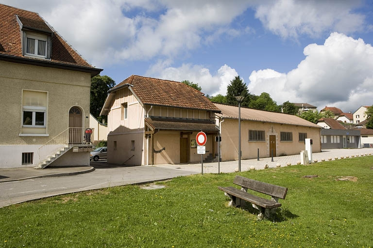Salle des loisirs et de cinéma. Vue de trois quarts droite. © Yves Sancey / Région Bourgogne-Franche-Comté, Inventaire du patrimoine - 2009