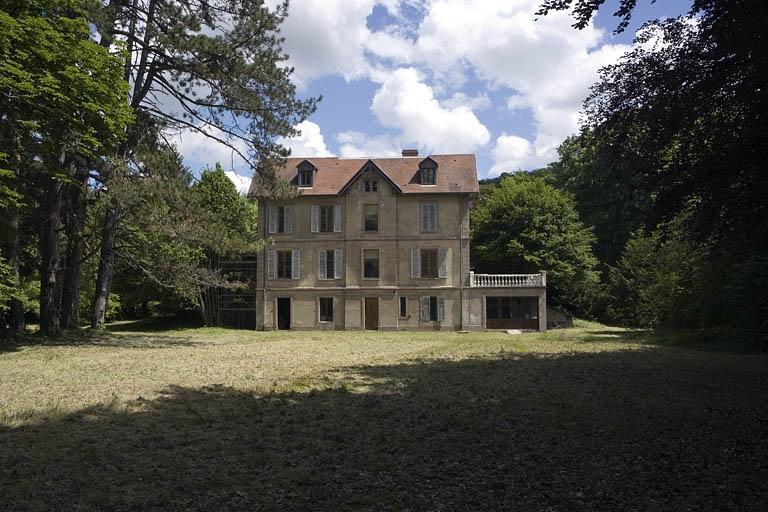 Logement patronal. Façade postérieure. © Yves Sancey / Région Bourgogne-Franche-Comté, Inventaire du patrimoine - 2009
