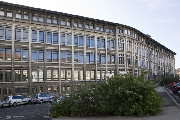 Aile nord, de trois quarts gauche. © Yves Sancey / Région Bourgogne-Franche-Comté, Inventaire du patrimoine - 2009 Aile nord, de trois quarts gauche. © Yves Sancey / Région Bourgogne-Franche-Comté, Inventaire du patrimoine - 2009