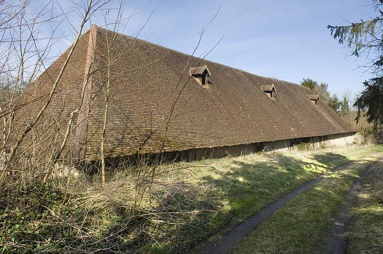 Halle à charbon depuis le sud-est. © Jérôme Mongreville / Région Bourgogne-Franche-Comté, Inventaire du patrimoine - 2009