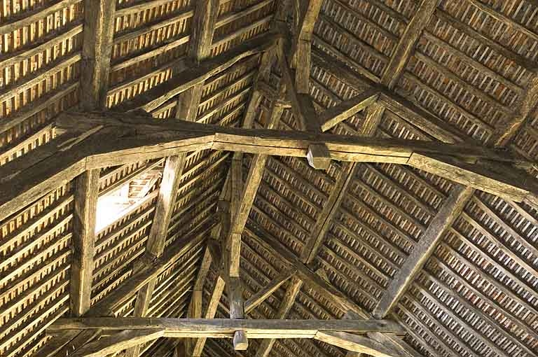 Charpente de la halle à charbon. Partie centrale. © Jérôme Mongreville / Région Bourgogne-Franche-Comté, Inventaire du patrimoine - 2009