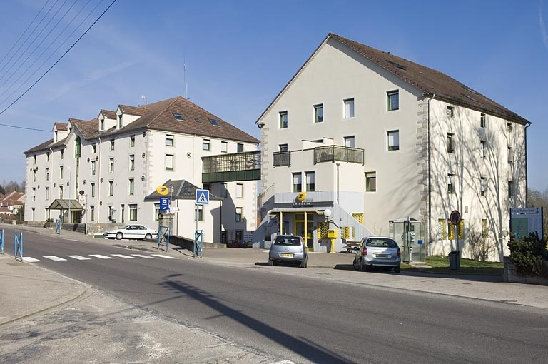 Vue d'ensemble depuis le sud-est. © Jérôme Mongreville / Région Bourgogne-Franche-Comté, Inventaire du patrimoine - 2009
