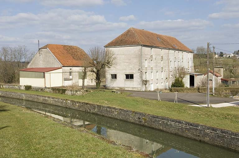 Le magasin industriel et la minoterie. © Jérôme Mongreville / Région Bourgogne-Franche-Comté, Inventaire du patrimoine - 2009