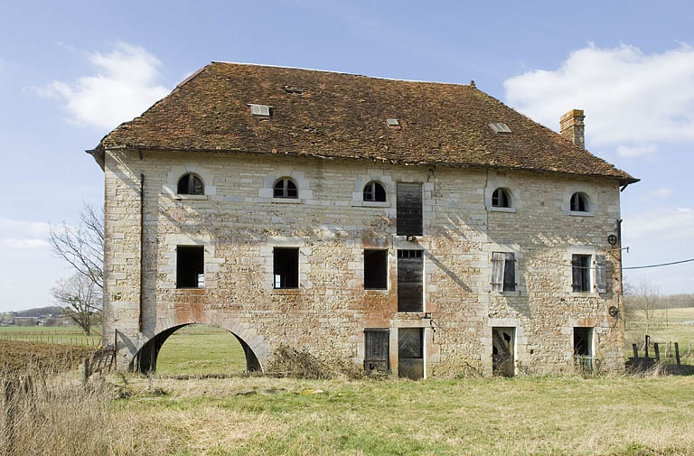 Façade est. © Jérôme Mongreville / Région Bourgogne-Franche-Comté, Inventaire du patrimoine - 2009