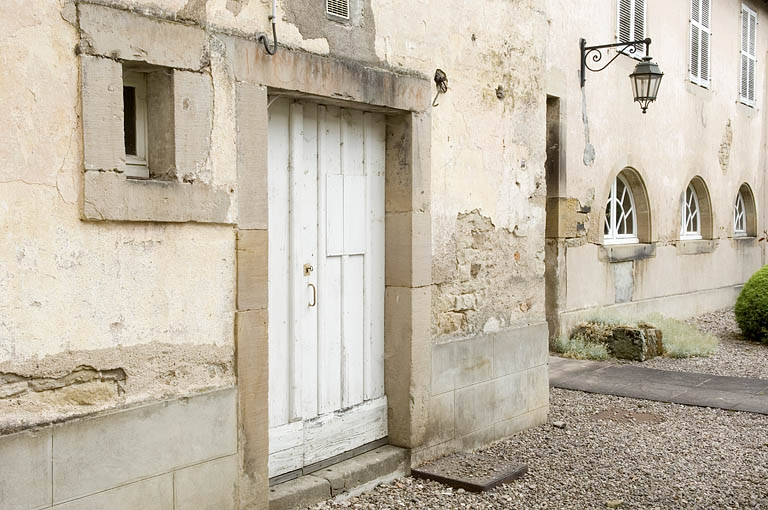 Détail de la façade de l'aile nord. © Jérôme Mongreville / Région Bourgogne-Franche-Comté, Inventaire du patrimoine - 2009