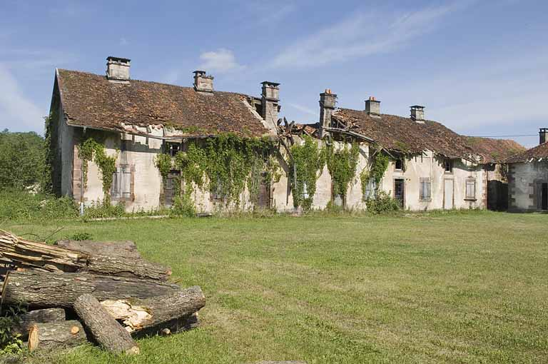 Logement ouvrier depuis la cour. © Jérôme Mongreville / Région Bourgogne-Franche-Comté, Inventaire du patrimoine - 2009