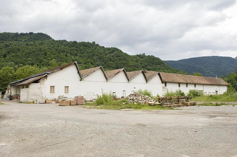 Atelier de fabrication (boulonnerie) depuis le sud. © Jérôme Mongreville / Région Bourgogne-Franche-Comté, Inventaire du patrimoine - 2009
