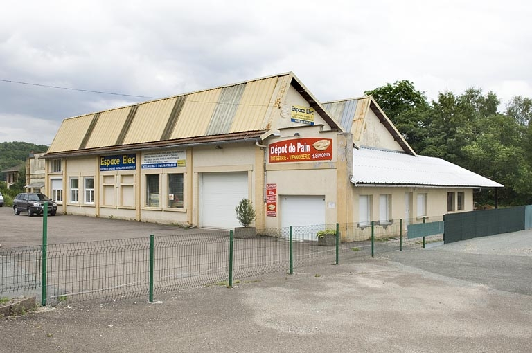 Vue d'ensemble depuis l'ouest. © Jérôme Mongreville / Région Bourgogne-Franche-Comté, Inventaire du patrimoine - 2009