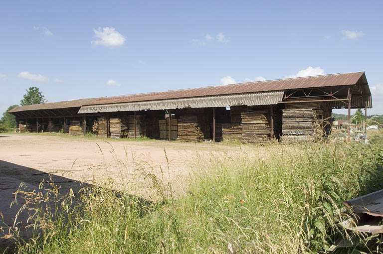 Entrepôt industriel ouest. Vue d'ensemble. © Jérôme Mongreville / Région Bourgogne-Franche-Comté, Inventaire du patrimoine - 2009