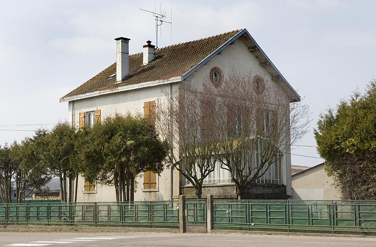 Logement patronal depuis l'est. © Jérôme Mongreville / Région Bourgogne-Franche-Comté, Inventaire du patrimoine - 2009