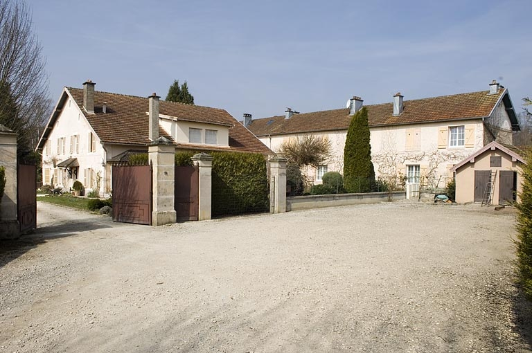 Logements. © Jérôme Mongreville / Région Bourgogne-Franche-Comté, Inventaire du patrimoine - 2009