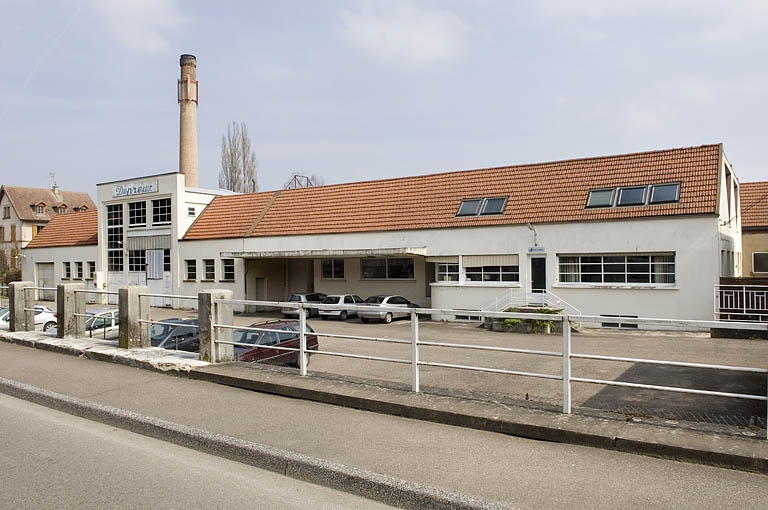 Vue d'ensemble depuis le sud-ouest. © Jérôme Mongreville / Région Bourgogne-Franche-Comté, Inventaire du patrimoine - 2009