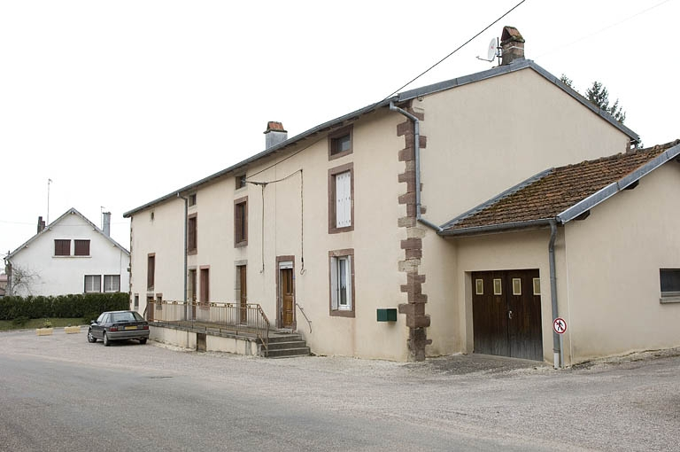 Maison ouvrière (25 rue de la Verrerie). © Jérôme Mongreville / Région Bourgogne-Franche-Comté, Inventaire du patrimoine - 2009