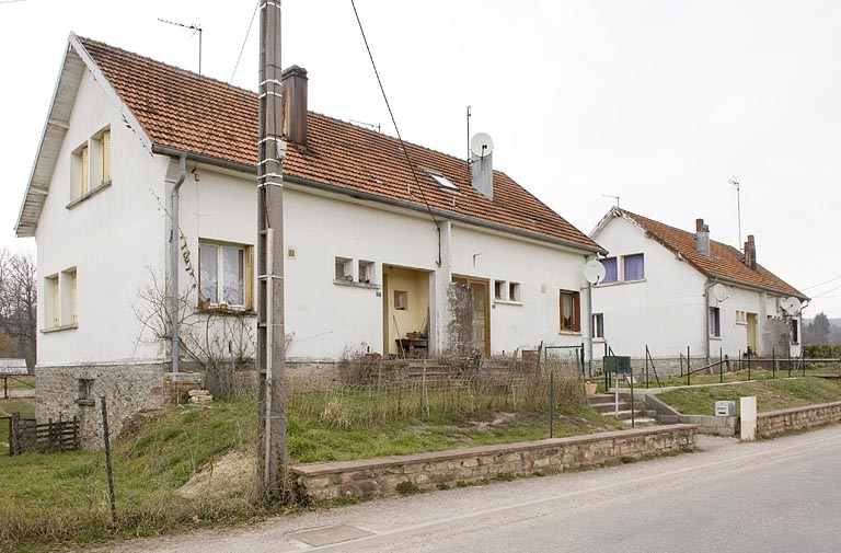 Logements doubles vus de trois quarts. © Jérôme Mongreville / Région Bourgogne-Franche-Comté, Inventaire du patrimoine - 2009