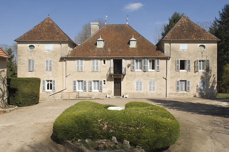 Façade antérieure du logement patronal. © Jérôme Mongreville / Région Bourgogne-Franche-Comté, Inventaire du patrimoine - 2009