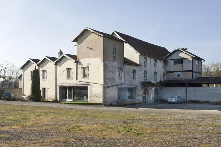 Vue d'ensemble depuis le nord. © Jérôme Mongreville / Région Bourgogne-Franche-Comté, Inventaire du patrimoine - 2009