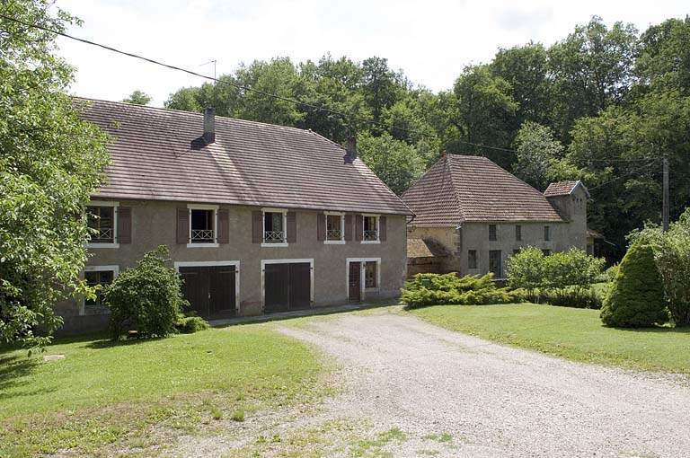 Logement et atelier de fabrication depuis le nord-est. © Jérôme Mongreville / Région Bourgogne-Franche-Comté, Inventaire du patrimoine - 2009