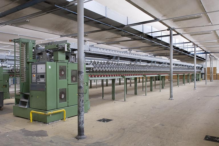 Continu à filer Schlafhorst, modèle Autocoro. © Jérôme Mongreville / Région Bourgogne-Franche-Comté, Inventaire du patrimoine - 2009