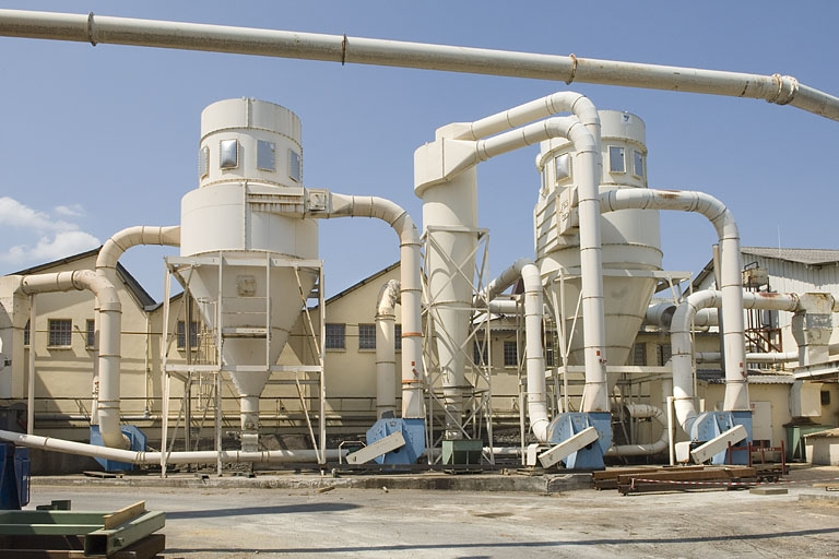 Installation de traitement de la sciure. © Jérôme Mongreville / Région Bourgogne-Franche-Comté, Inventaire du patrimoine - 2009