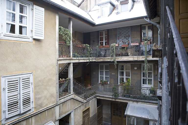 Détail de l'escalier secondaire. © Yves Sancey / Région Bourgogne-Franche-Comté, Inventaire du patrimoine - 2010