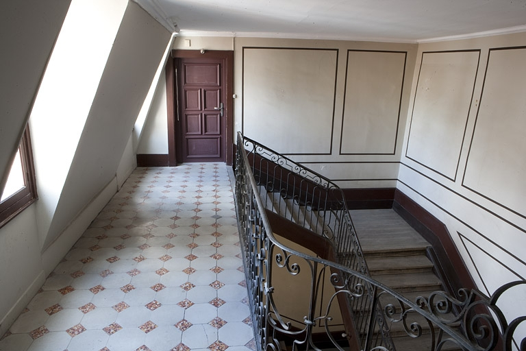 Détail du dernier palier de l'escalier principal. © Yves Sancey / Région Bourgogne-Franche-Comté, Inventaire du patrimoine - 2010