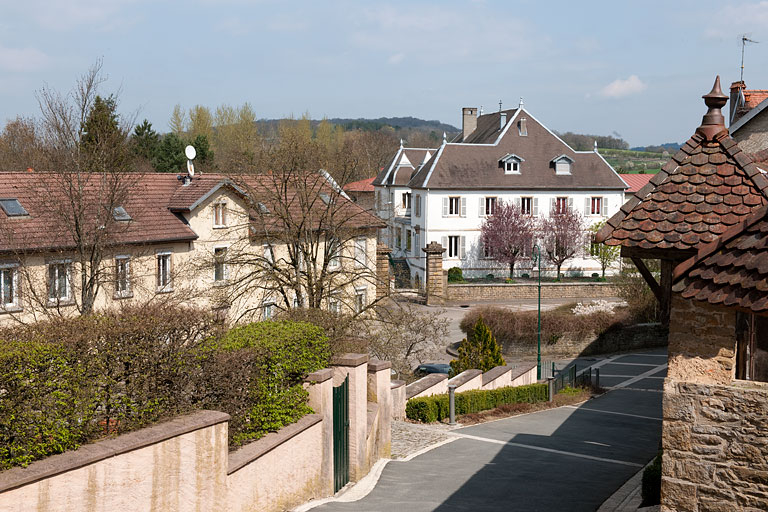 Vue générale depuis le bas de la Petite Côte. © Jérôme Mongreville / Région Bourgogne-Franche-Comté, Inventaire du patrimoine - 2010