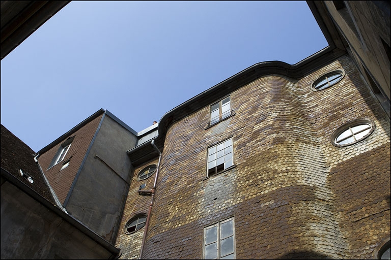 Détail de la partie supérieure de l'escalier à cage ouverte. © Yves Sancey / Région Bourgogne-Franche-Comté, Inventaire du patrimoine - 2010