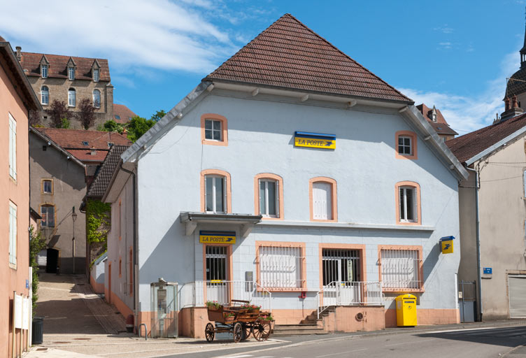Vue de la façade antérieure. © Jérôme Mongreville / Région Bourgogne-Franche-Comté, Inventaire du patrimoine - 2010