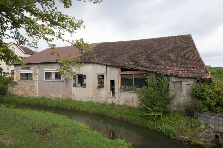 Vue de la scierie le long du Drigeon. © Jérôme Mongreville / Région Bourgogne-Franche-Comté, Inventaire du patrimoine - 2010