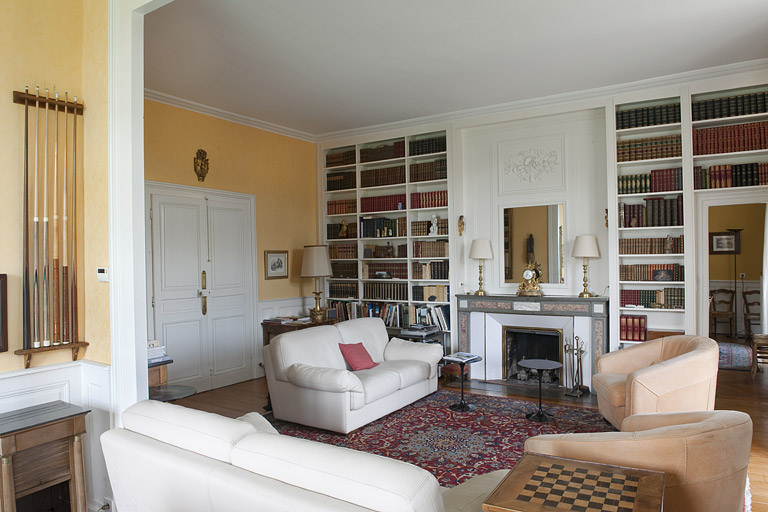 Vue générale du salon. © Jérôme Mongreville / Région Bourgogne-Franche-Comté, Inventaire du patrimoine - 2010