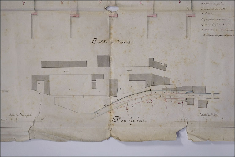 Projet pour le redressement du lit de la rivière et l'agrandissement du quai de la Promenade, 1843. © Yves Sancey, Vital Ponard / Région Bourgogne-Franche-Comté, Inventaire du patrimoine - 2010 Projet pour le redressement du lit de la rivière et l'agrandissement du quai de la Promenade, 1843. © Yves Sancey, Vital Ponard / Région Bourgogne-Franche-Comté, Inventaire du patrimoine - 2010